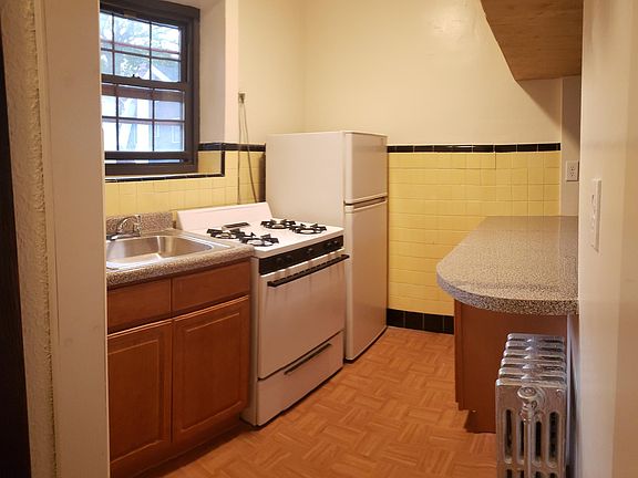 5th image of 21537 43rd Ave APT 3A