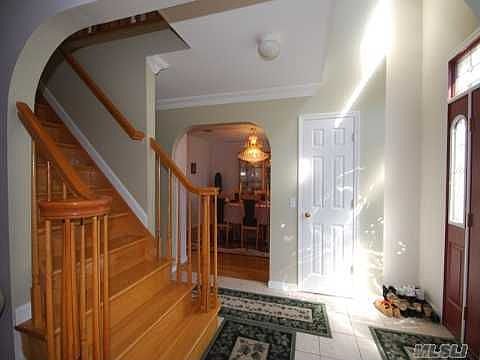 2nd image of 2882 Brower Ave
