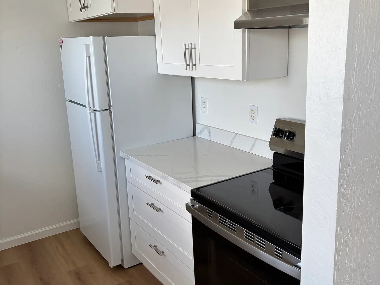 2 bed, 900 sqft, $2,250 — Photo 3
