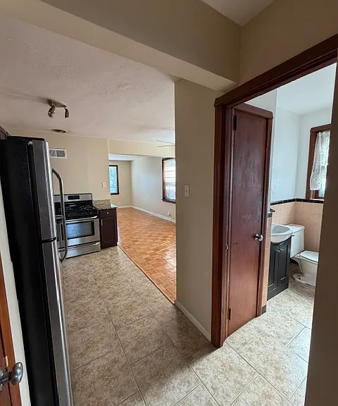 5493 Loughborough Ave — Photo 19