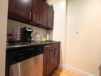 Rented by Century 21 Premier 