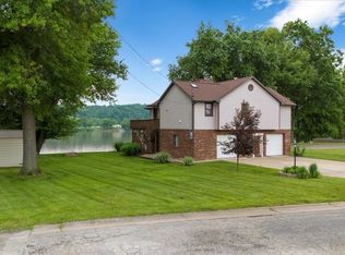 3 Anns Dr, Vienna, WV 26105