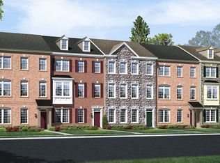 4314 Chain Bridge Rd, Fairfax, VA 22030