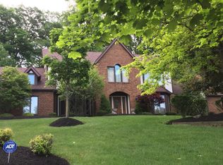10589 Kings Way, North Royalton, OH 44133