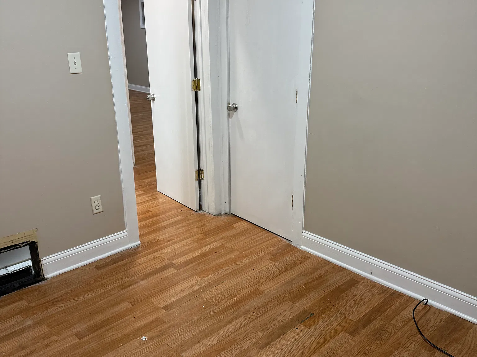 E 165th St, Hammond — Photo 3
