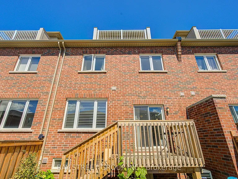 114 Ness Dr — Photo 38