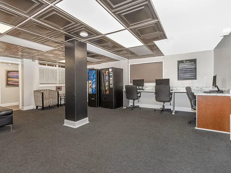 Community Business Center | Apartments in Hyattsville, MD | Landmark Apartments