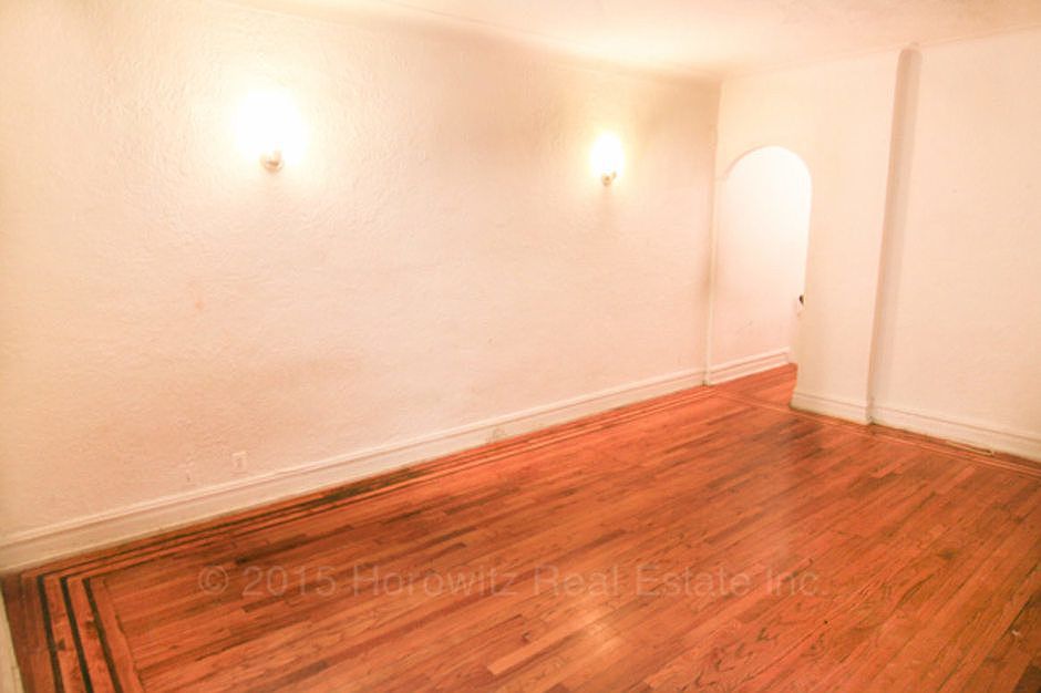 2nd image of 3206 29th St APT 1F