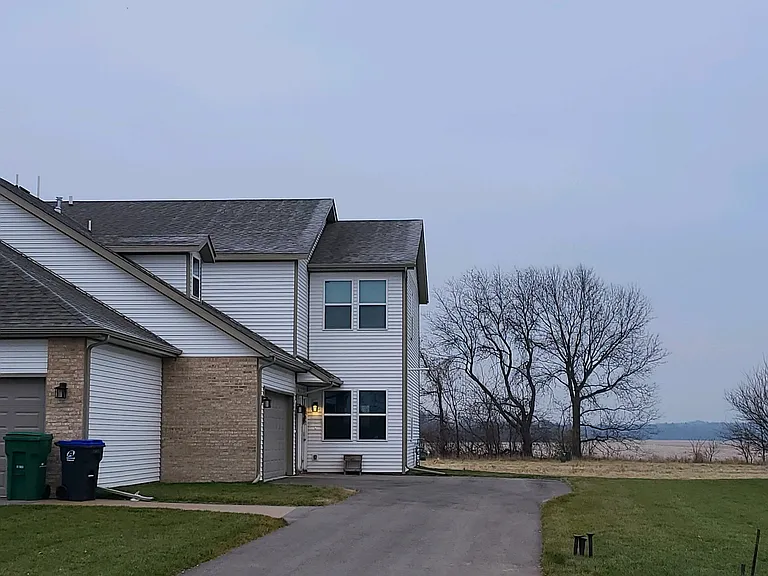 10093 Clearwing Ln #2 — Photo 1