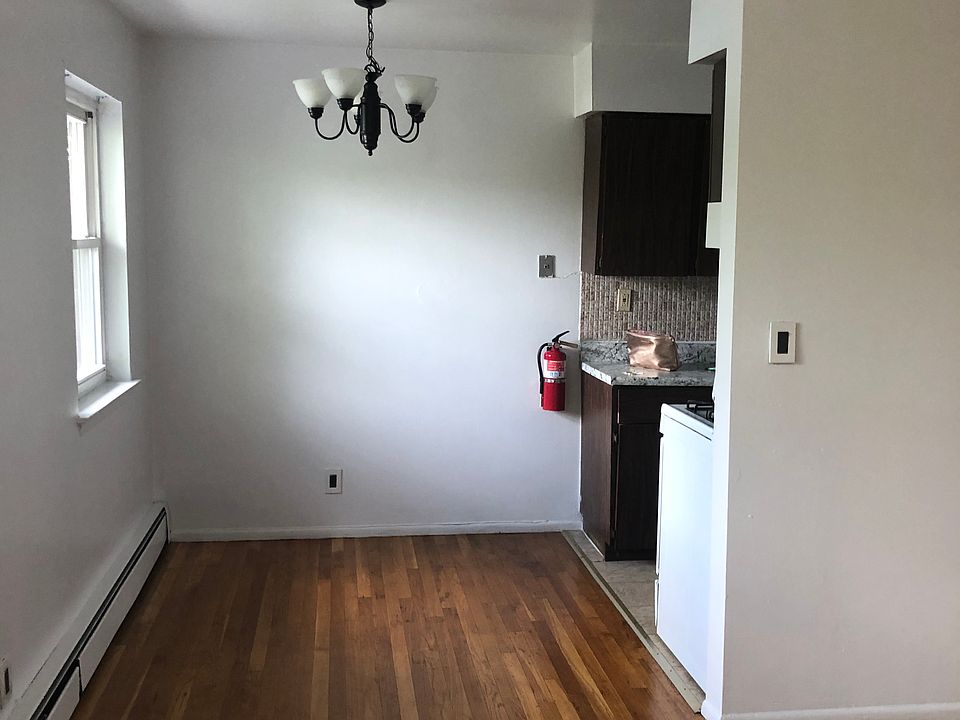 2nd image of 260 E Westfield Ave APT 311