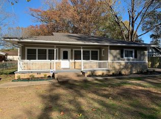 304 E Locust St, Cabot, AR 72023