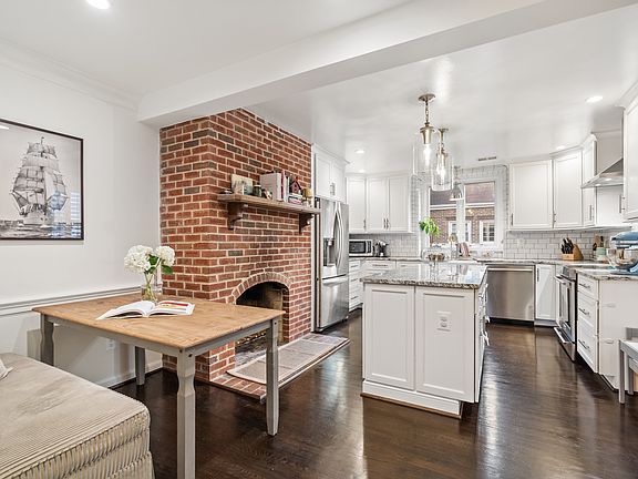 2nd image of 1108 Michigan Ct