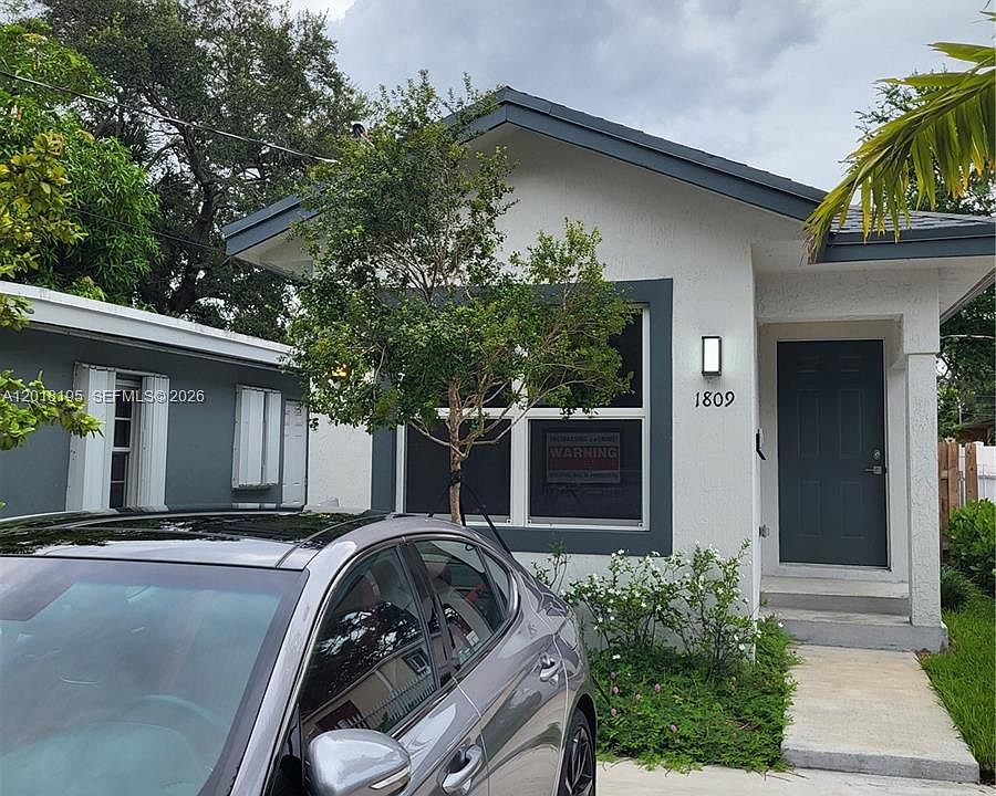 1st image of 1809 NW 8th Pl