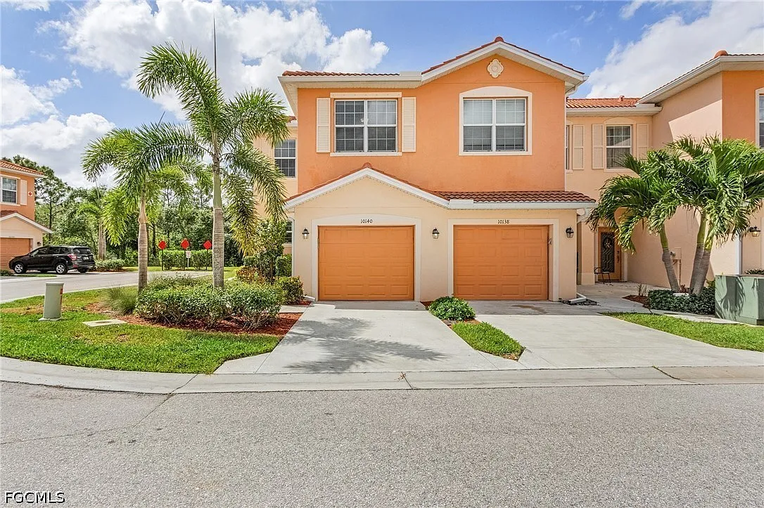 3 bed, 2.5 bath, 1934 sqft, $2,100 — Photo 3