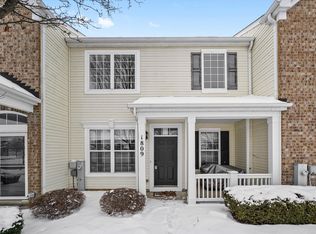 1809 Havens Dr, Woodstock, IL 60098