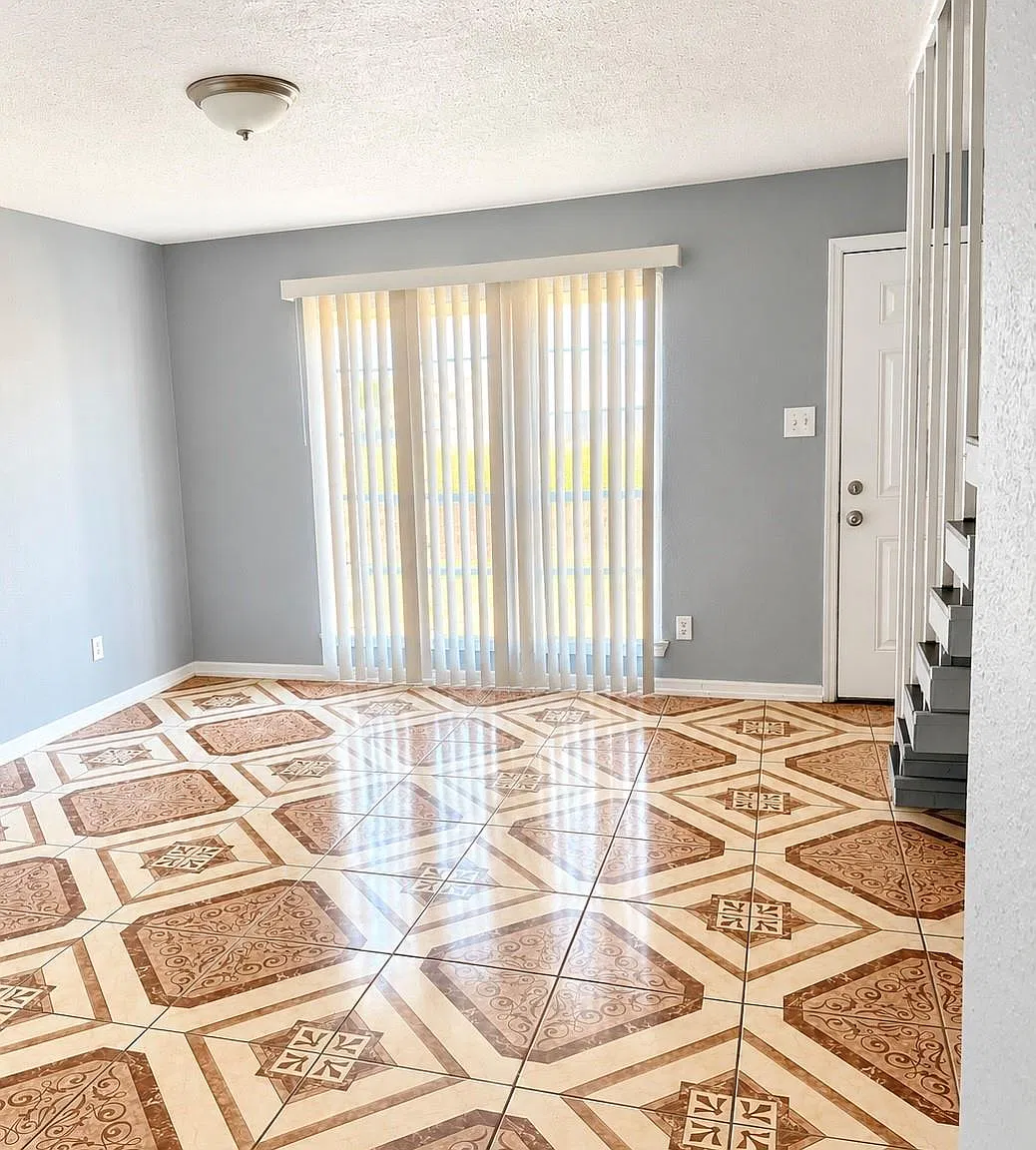 2 bed, 2.0 bath, 1102 sqft, $1,349 — Photo 3