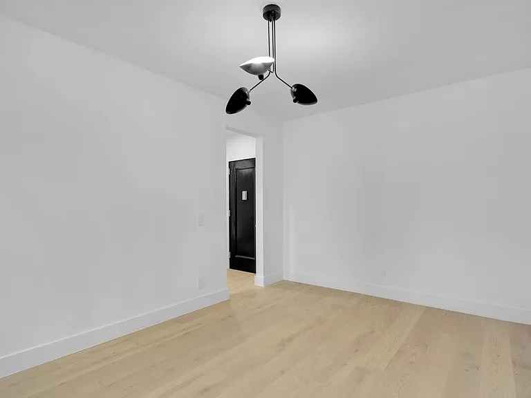 145 Henry St #4V — Photo 2