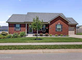305 Oak Hill Ct, Bardstown, KY 40004