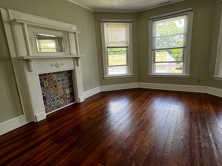 232 Park Pl — Photo 2