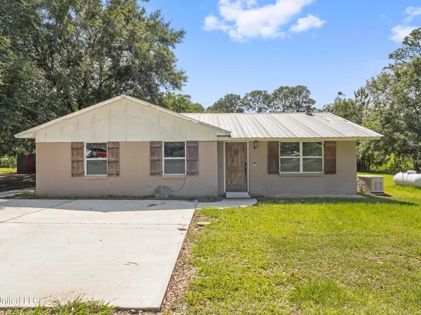 3721 Charlie Hudson Rd, Moss Point, MS 39562