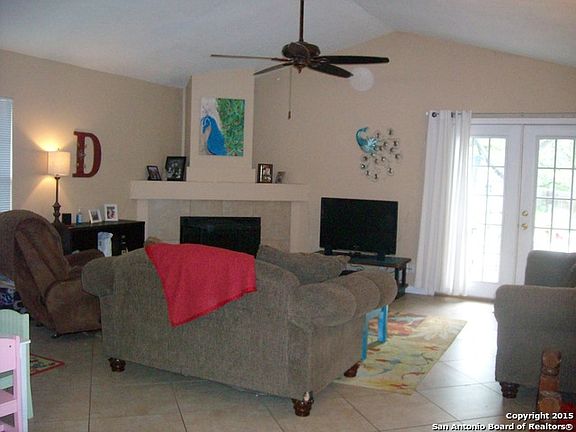 5th image of 743 Cypressgreen Dr