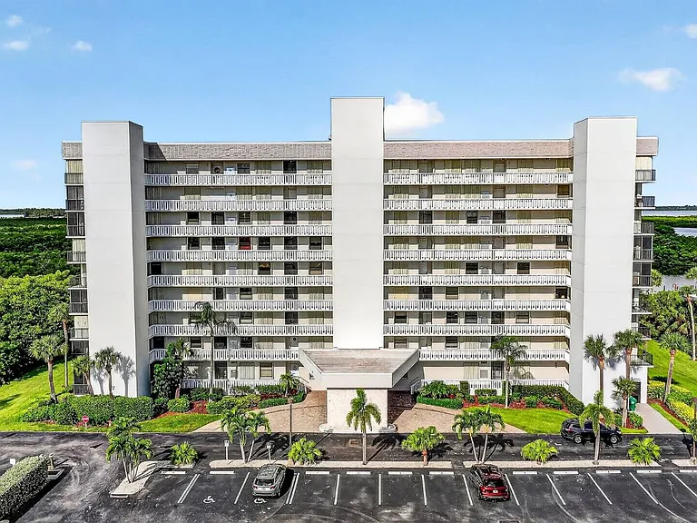 5059 N Highway A1A — Photo 54