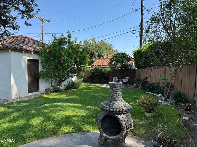 1736 Vistillas Rd — Photo 41