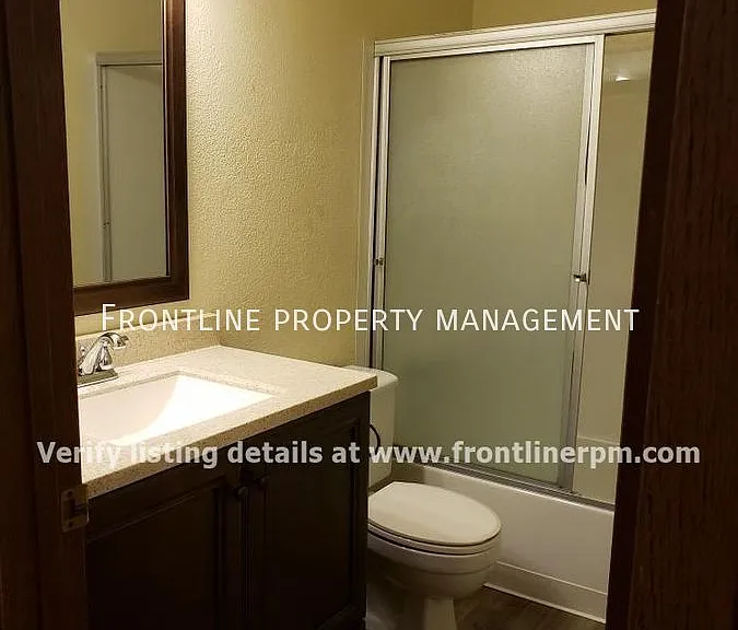 515 W Idaho Ave — Photo 8