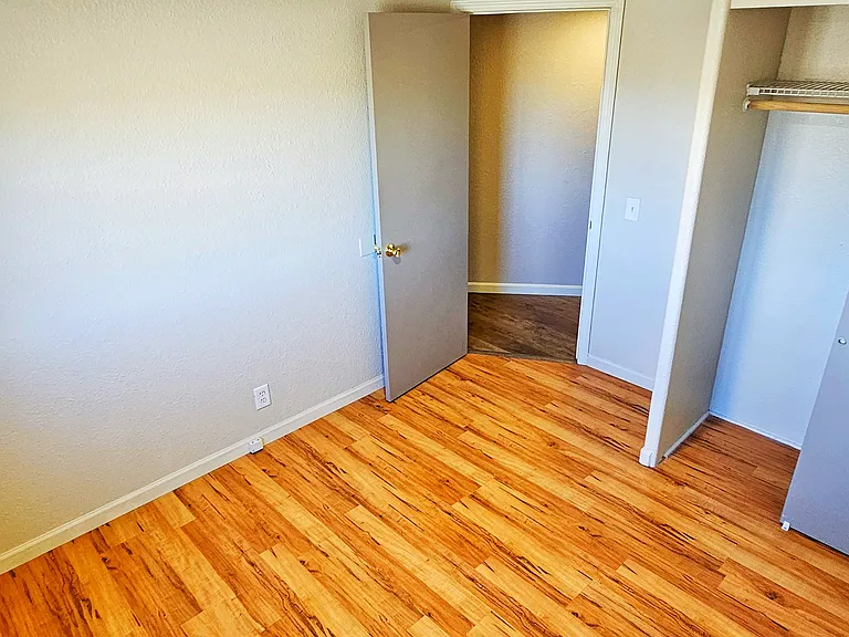 6823 Jacobs Rd — Photo 20