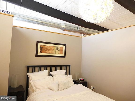 4th image of 200 Lincoln Ave Suite 323