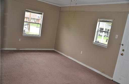 4th image of 4918 Tupelo Ave