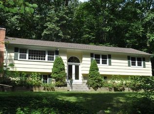 39 Silent Grv N, Westport, CT 06880