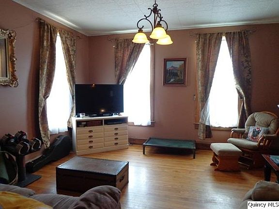 Home for Sale in Quincy, IL $94,900