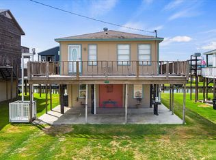 1108 Chapmans Poin, Pt Bolivar, TX 77650