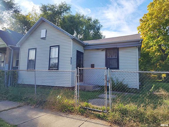 3rd image of 1029 S Blaine St