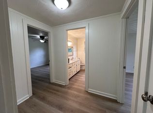 For Rent $1,200/month | 2 Bed | 1 Bath, Hickory, NC 28602