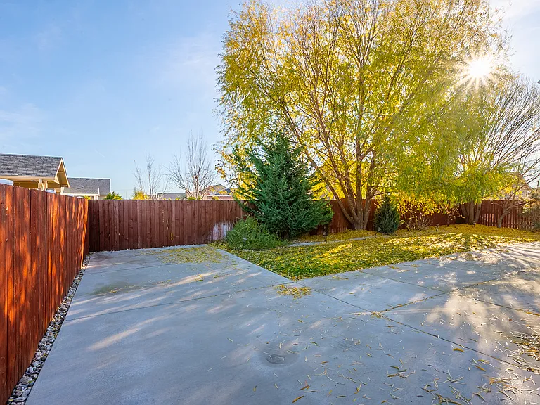 629 S Lakeland Dr — Photo 5