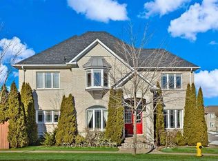 4 Cantwell Cres E, Ajax, ON L1Z 2A4