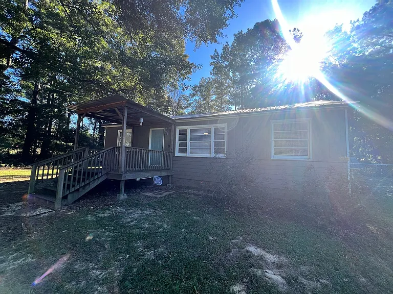 8906 Lee Road 146 — Photo 3