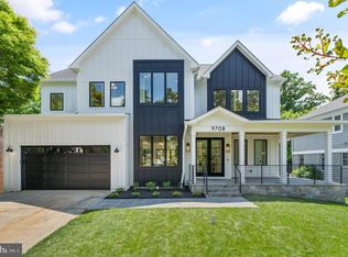 9708 Parkwood Dr, Bethesda, MD 20814