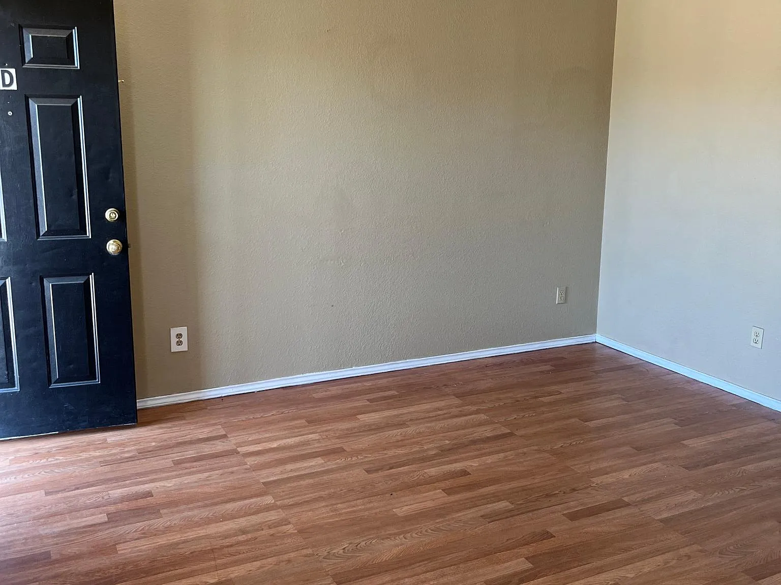2 bed, $800 — Photo 4