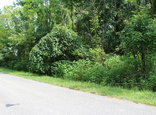 Richards Cemetery Rd, Jamestown, TN 38556