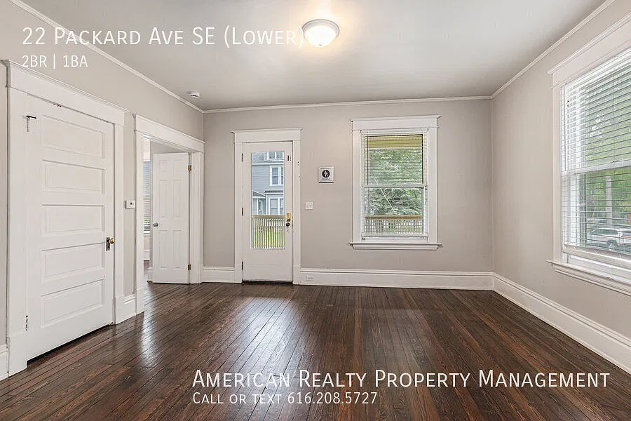2 bed, 900 sqft, $1,450 — Photo 2