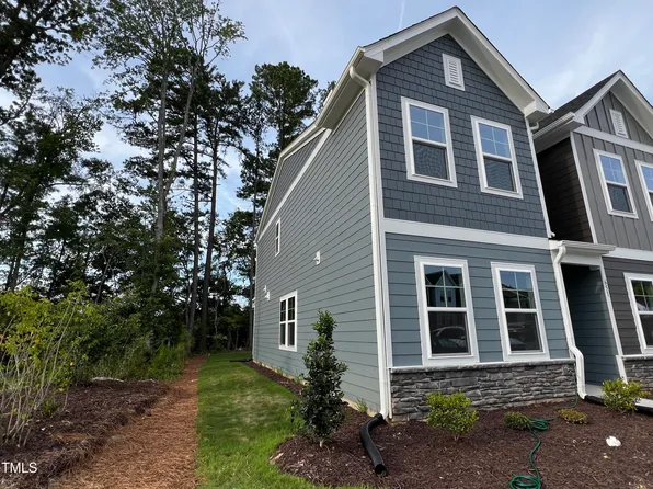 651 Mirkwood Ave, Apex, NC 27523