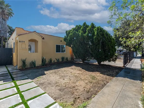 9534 Deeble St, South Gate, CA 90280