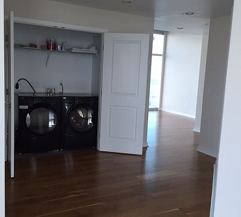 3rd image of 1700 Bassett St Unit 1404