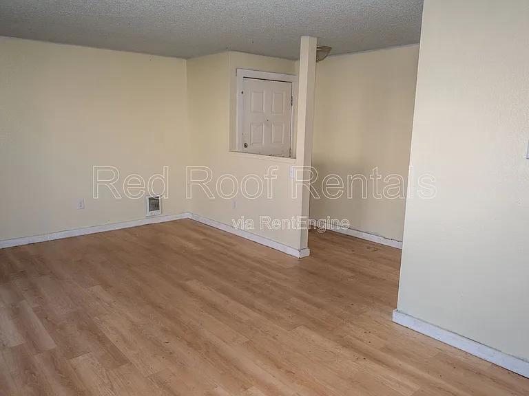 3411 92nd St S #15 — Photo 3