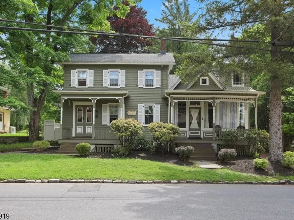 47 Main St, Califon Boro, NJ 07830