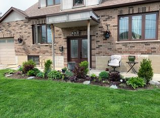 66 Omagh Ave, Toronto, ON M9M1G1