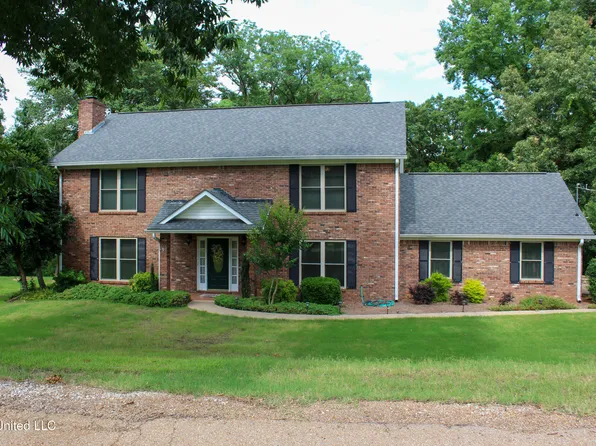 514 County Road 352, Greenwood, MS 38930